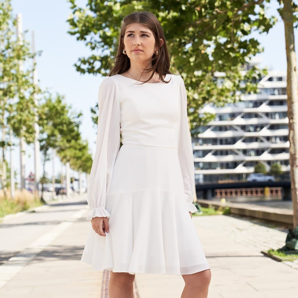 Realsilk konfirmationskjole 2024. Model Dagmar - front 1