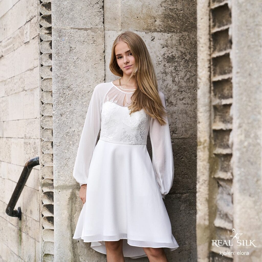Realsilk konfirmationskjole 2025. Model Elora