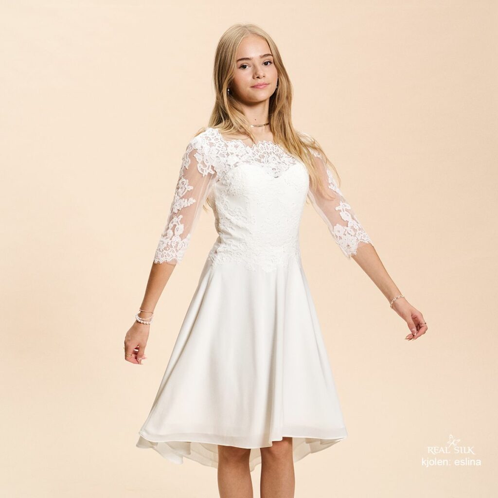 Realsilk konfirmationskjole 2025. Model Eslina