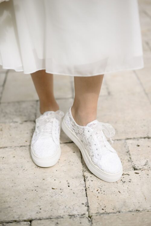 G. Westerleigh. Model Noreen. Ivory sneakers med blonder.